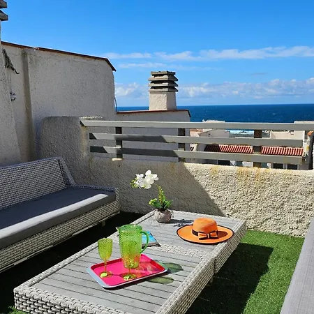 Vista Mare Baia 公寓 *